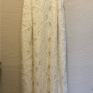 Monteau Cream Lace Skirt